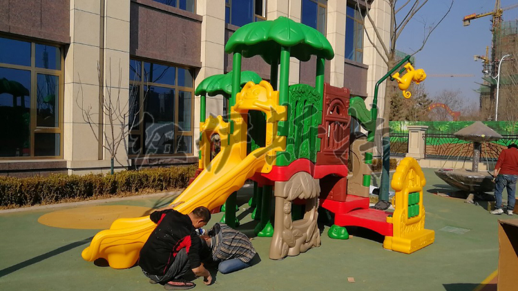 ɽ����Ƿ�֯�׶�԰